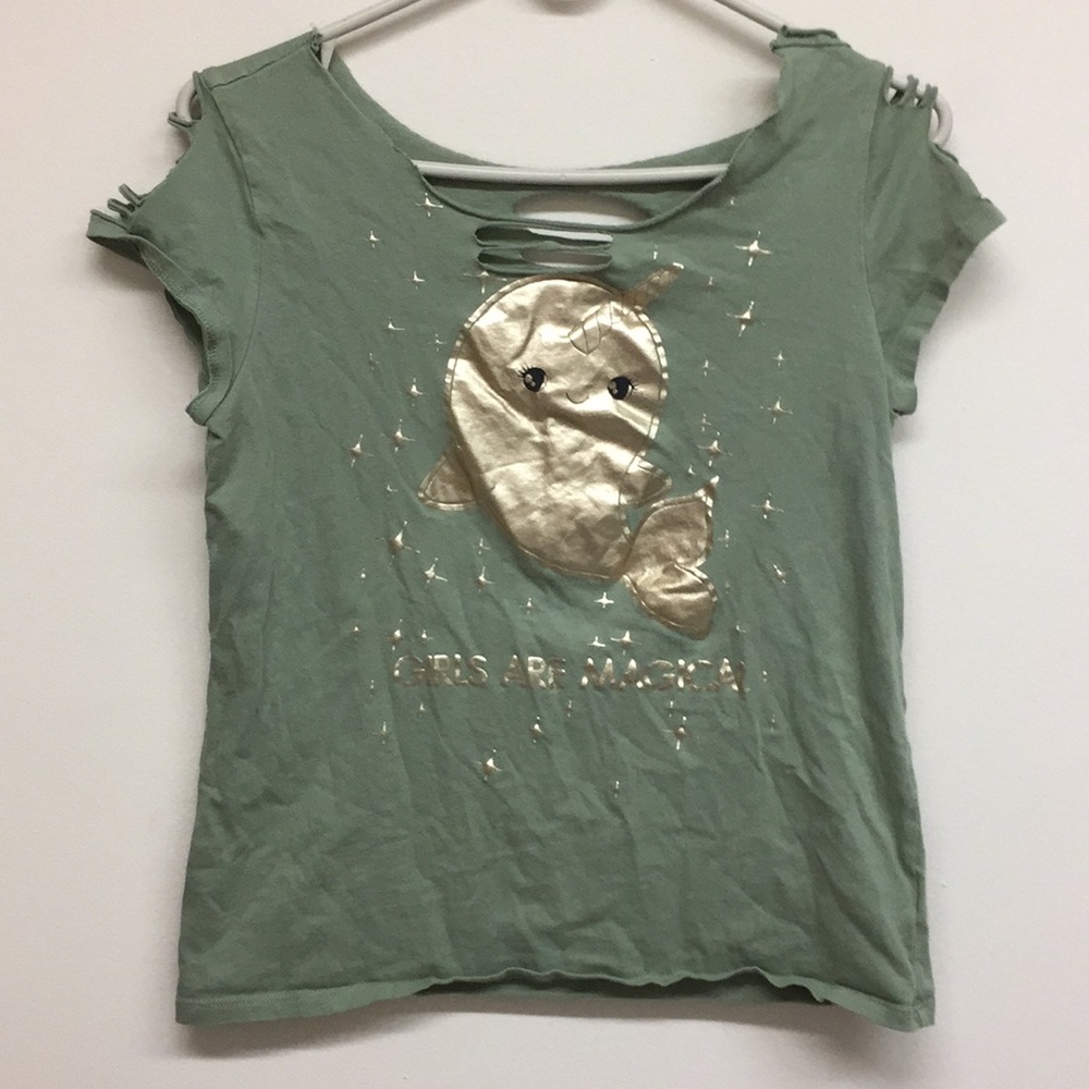 3/$35 PLACE Distressed t-shirt - Picture 8 of 8